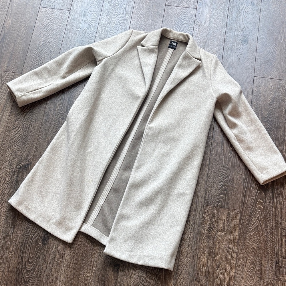 ZARA Light Beige Open-Front Trench Coat